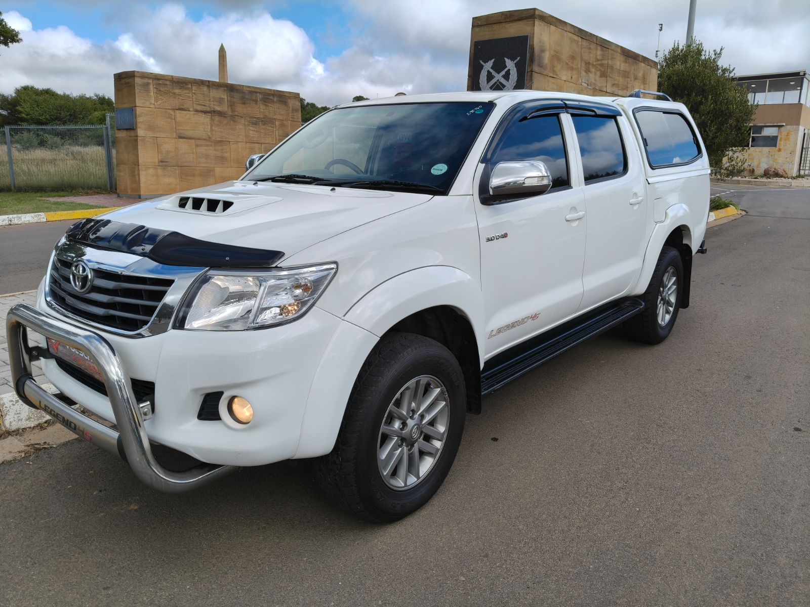 2015 Toyota Hilux 3.0 D4D Legend 45 RB DC for sale
