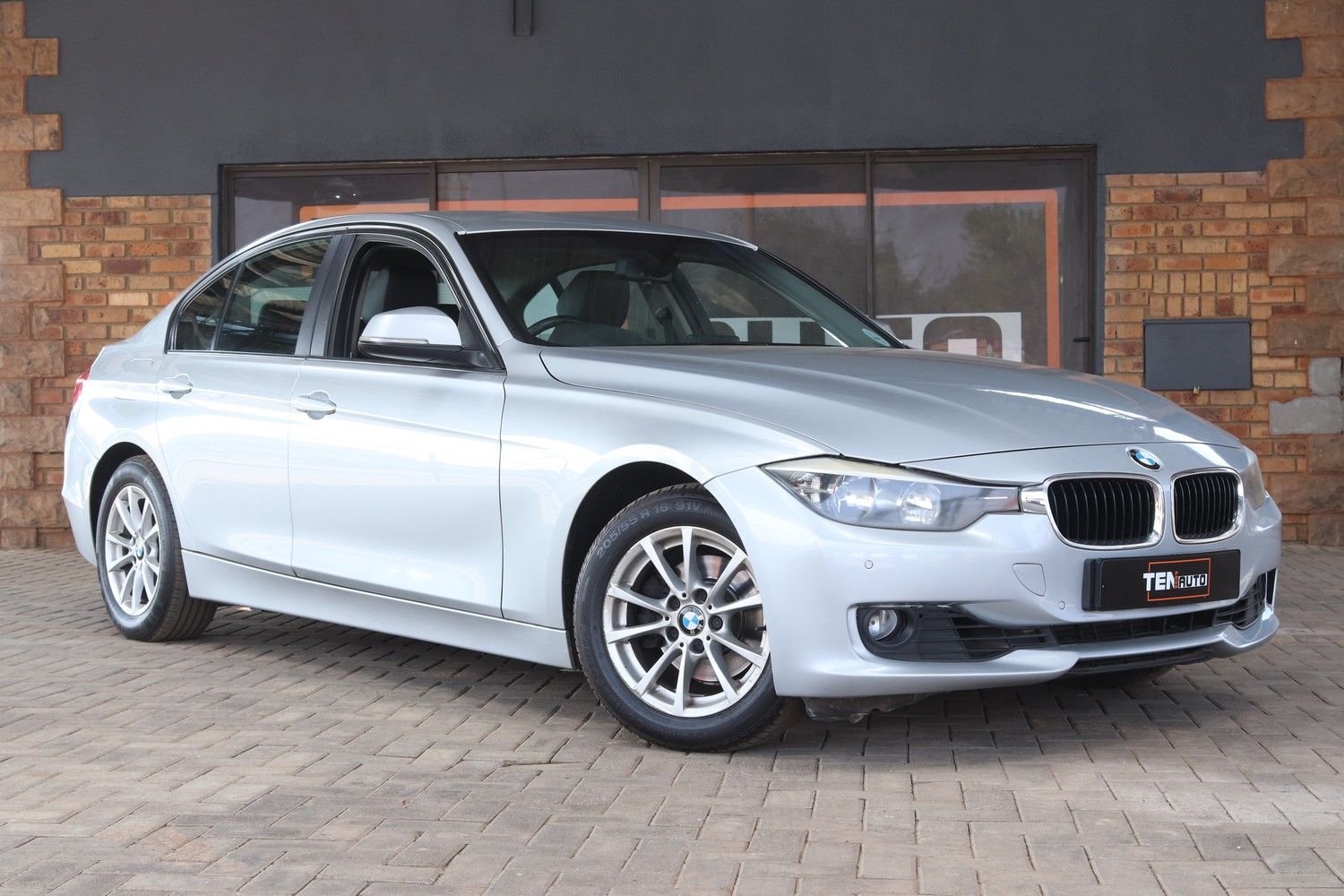 2013 BMW 3 Series 320i Auto (F30) for sale