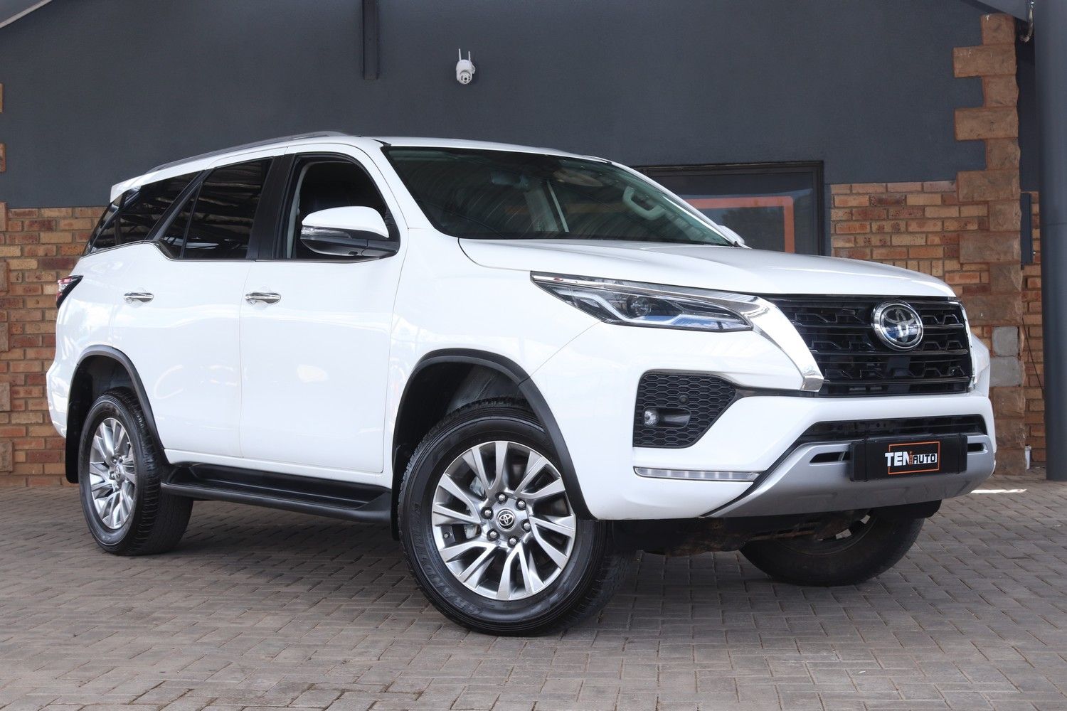 2020 Toyota Fortuner 2.8GD-6 4x4 VX A/T for sale