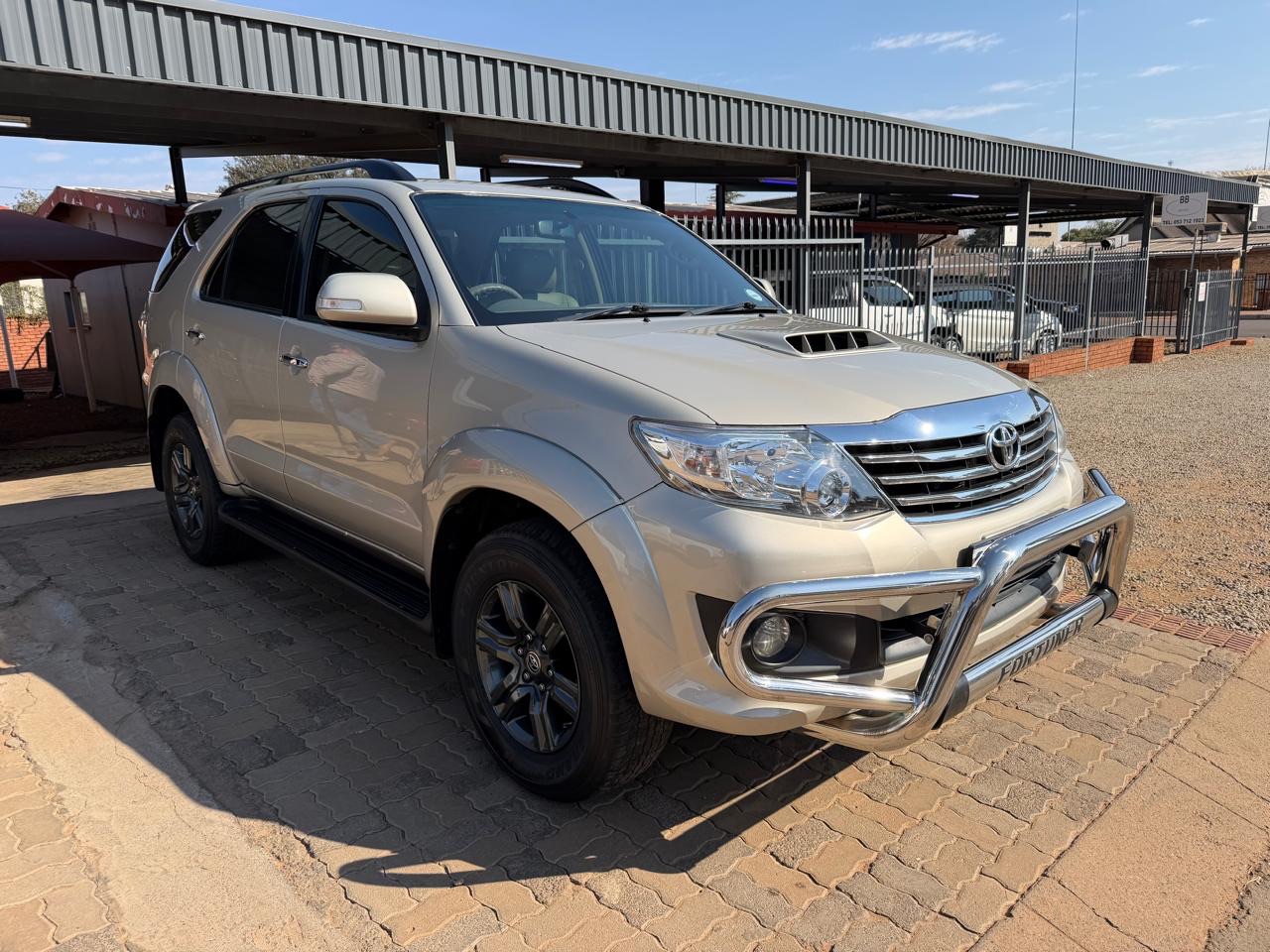 2013 Toyota Fortuner 2.5 D-4D RB A/T for sale