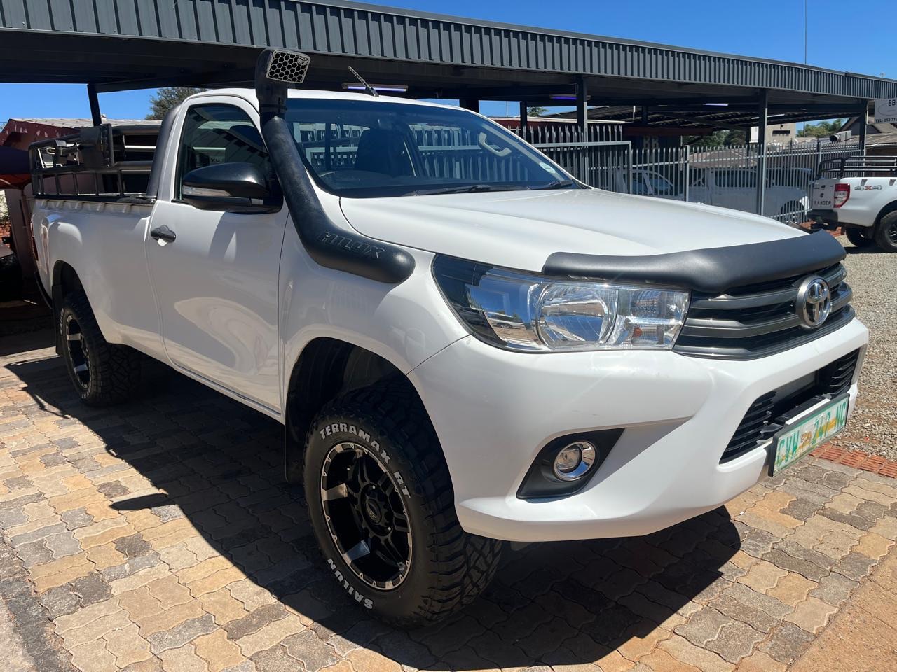 2017 Toyota Hilux 2.4 Gd-6 RB SRX P/U S/C for sale
