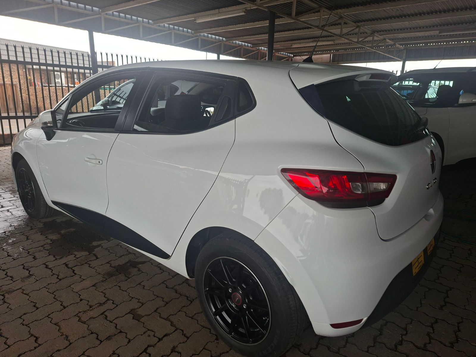 2020 Renault Clio 900T Aurhentique – photo 5