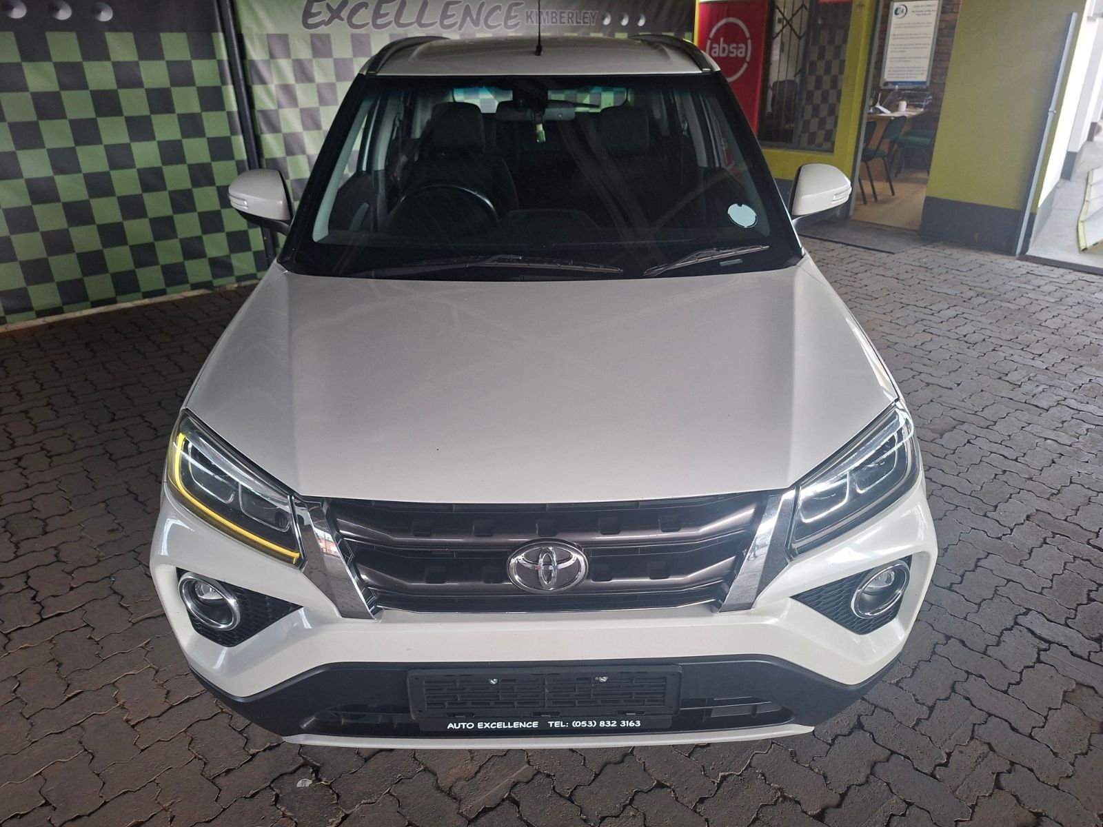 2022 Toyota Urban Cruiser 1.5xr – photo 2
