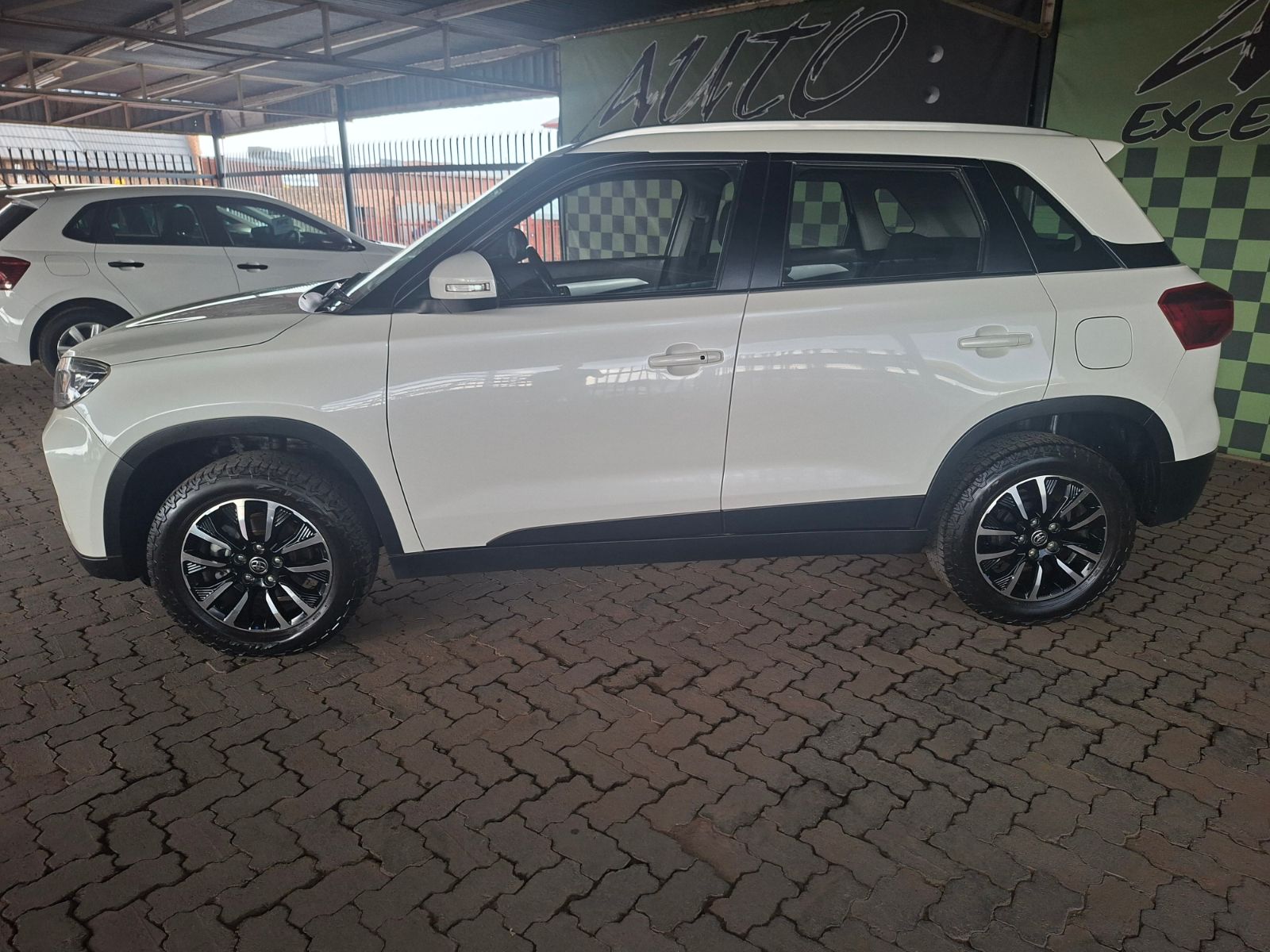 2022 Toyota Urban Cruiser 1.5xr – photo 5
